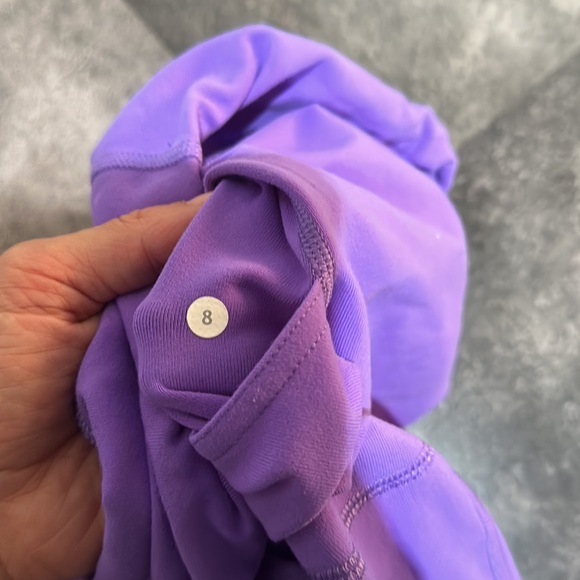 Lululemon Power Purple Skinny Will Crops Sz 8 - Picture 4 of 4